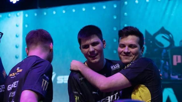 柔和的粉色 柔和的粉色