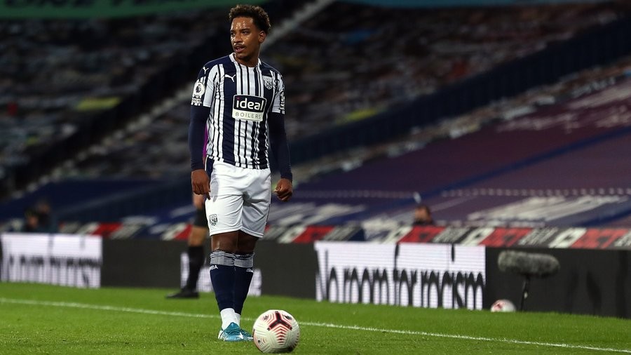 英超赛场上 英超赛场上