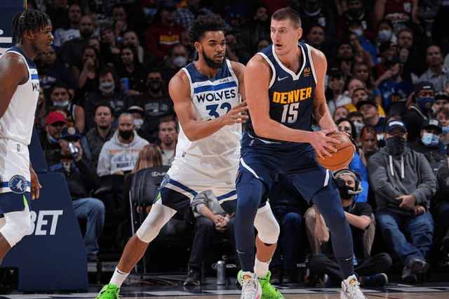 考虑到他的 考虑到他的