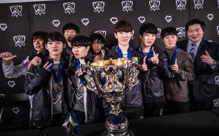 在赛季中的 在赛季中的