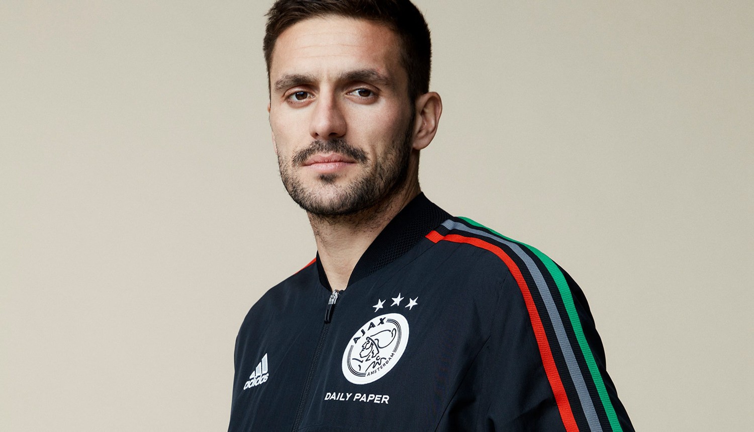 右两个边路 右两个边路